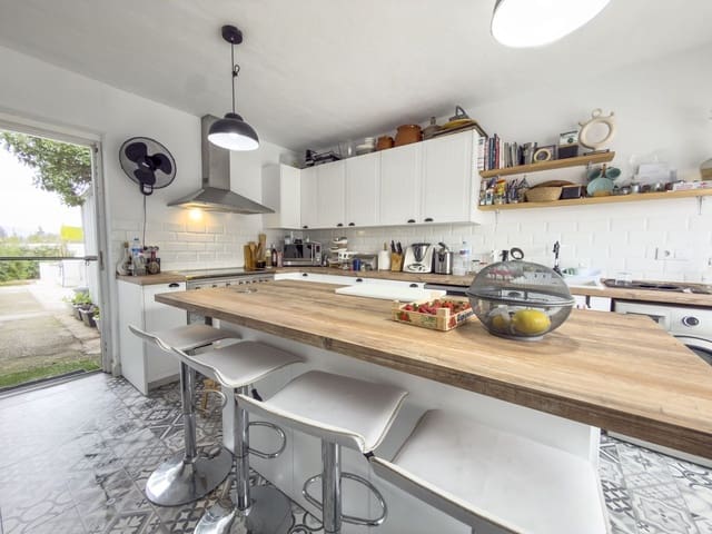 3 soveværelse Finca/Landehus til salg i Cártama med swimmingpool garage - € 525.000 (Ref: 9517868)