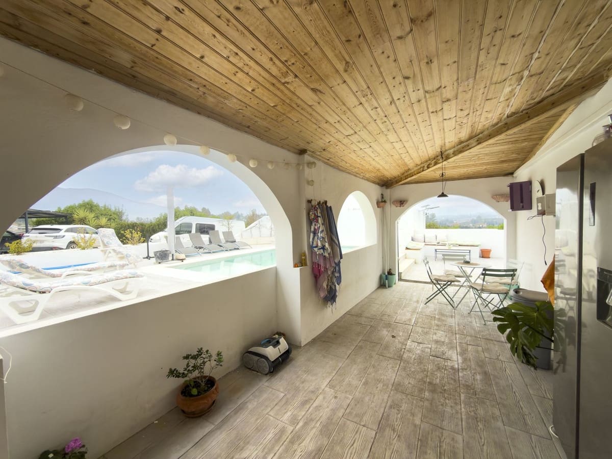 Finca/Casa Rural de 3 habitaciones en Cártama en venta con piscina garaje - 525.000 € (Ref: 9517868)