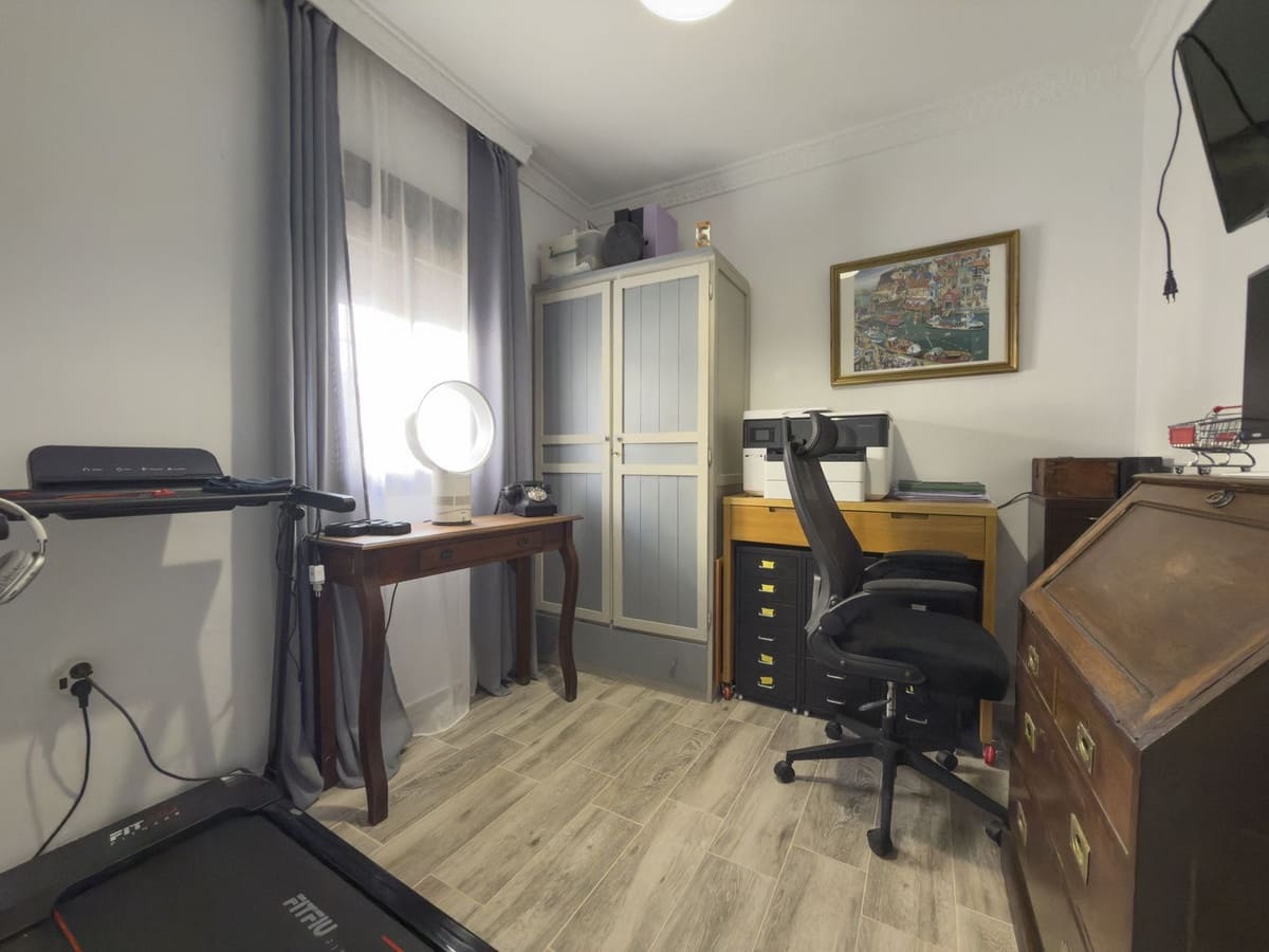 3 soveværelse Semi-Rækkehus til salg i Zalea med garage - € 275.000 (Ref: 9528874)