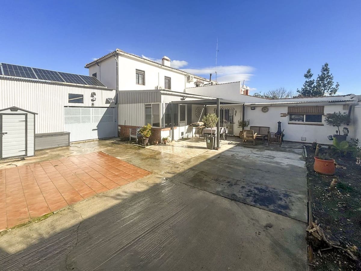 3 soveværelse Semi-Rækkehus til salg i Zalea med garage - € 275.000 (Ref: 9528874)