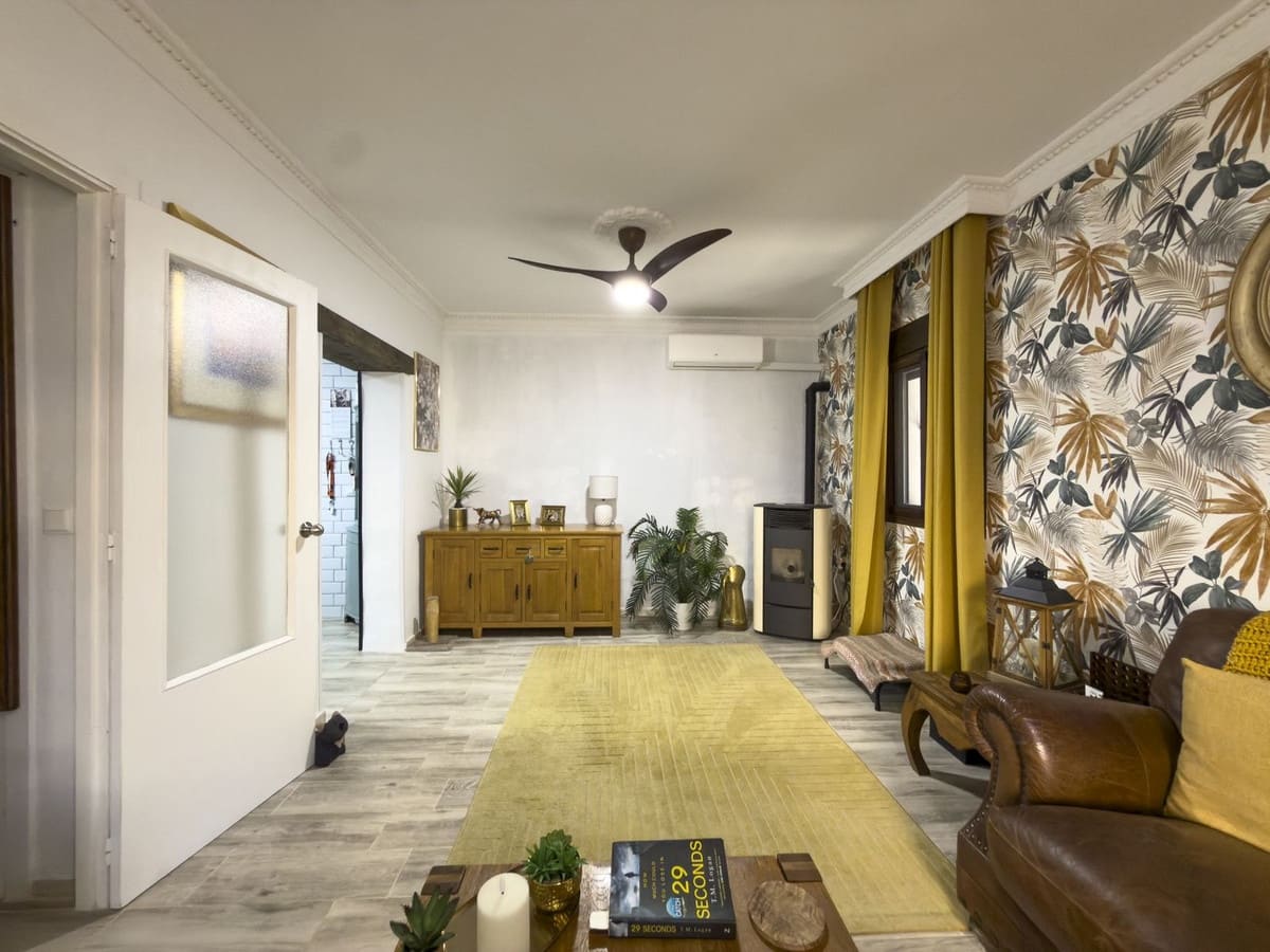 3 soveværelse Semi-Rækkehus til salg i Zalea med garage - € 275.000 (Ref: 9528874)