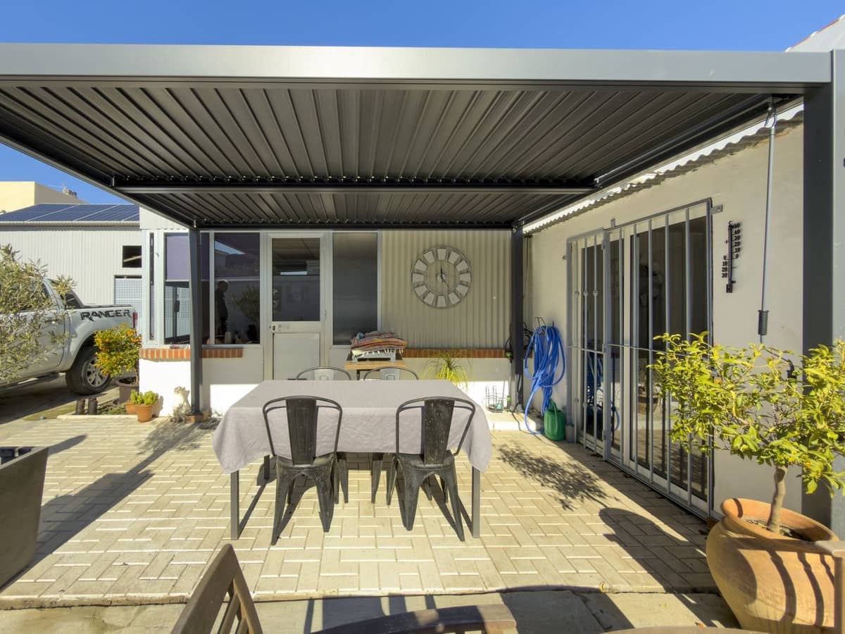 3 soveværelse Semi-Rækkehus til salg i Zalea med garage - € 275.000 (Ref: 9528874)