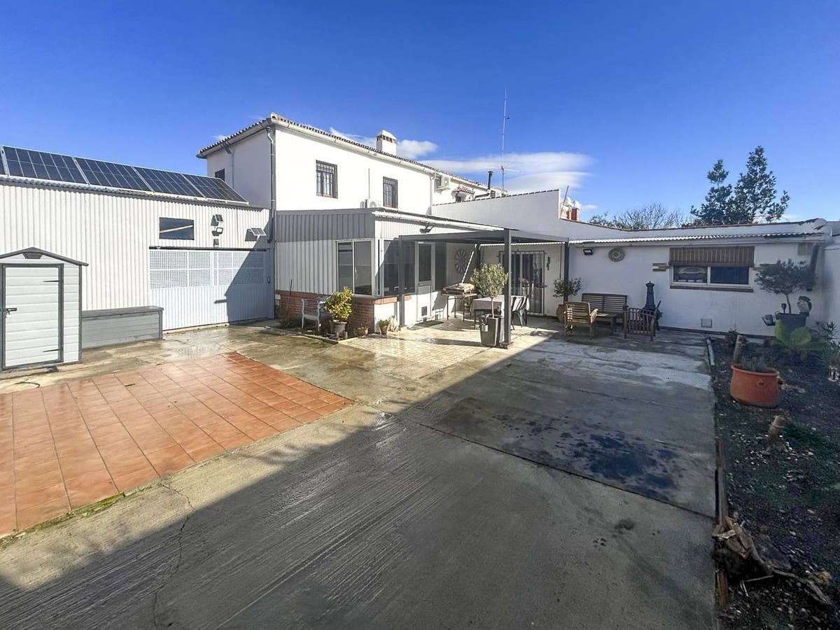 3 soveværelse Semi-Rækkehus til salg i Zalea med garage - € 275.000 (Ref: 9528874)