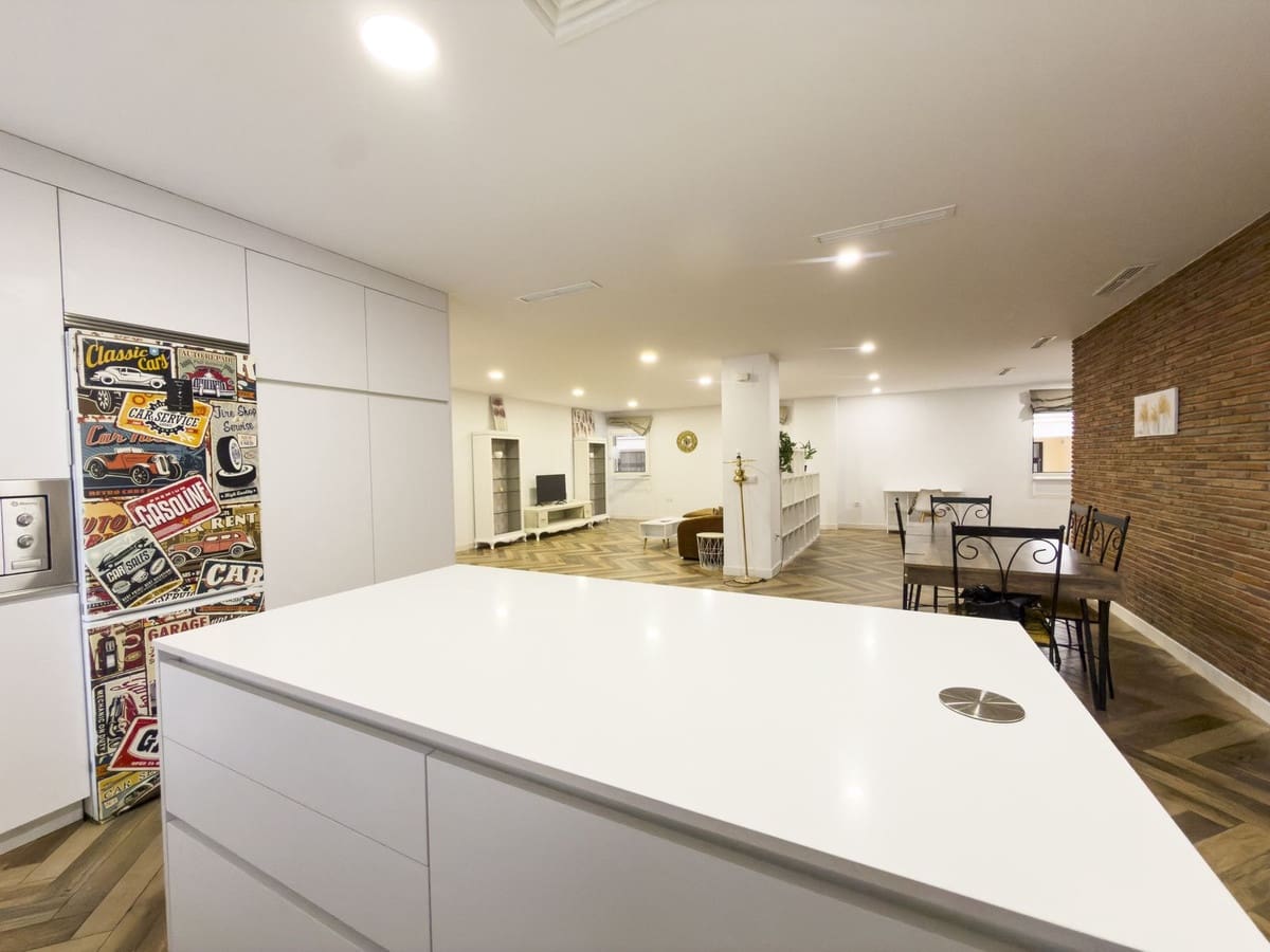 3 soverom Leilighet til salgs i Malaga by med garasje - € 695 000 (Ref: 9598089)