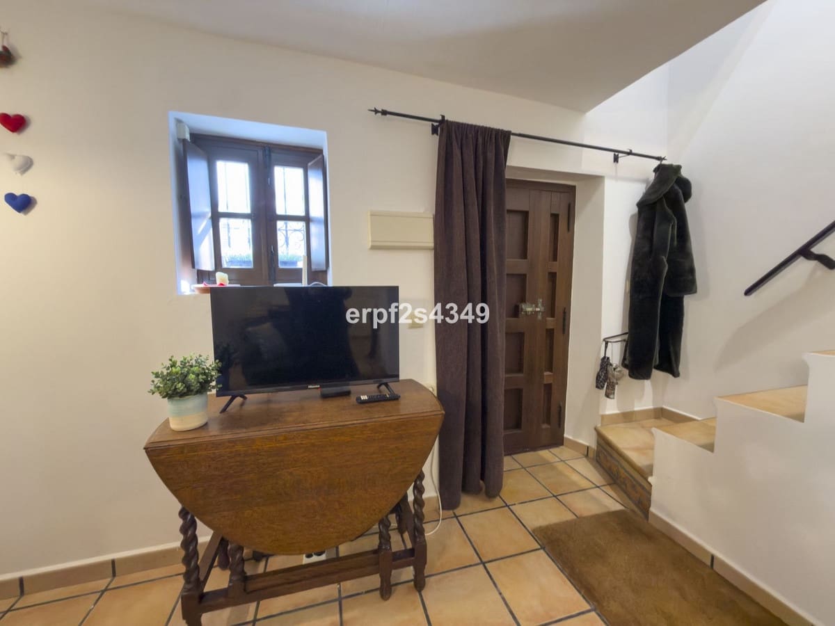 2 soverom Hus til salgs i Yunquera - € 85 000 (Ref: 9624180)