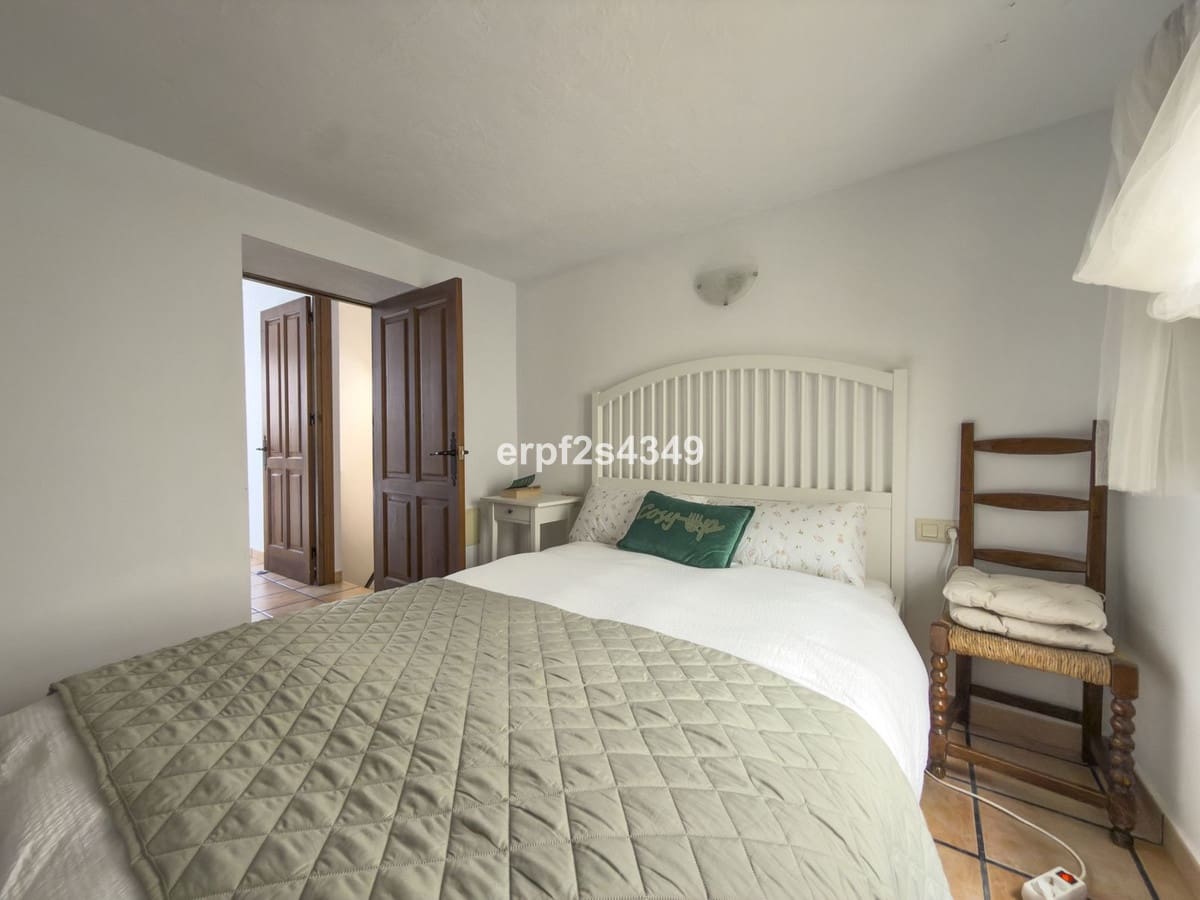 2 soverom Hus til salgs i Yunquera - € 85 000 (Ref: 9624180)