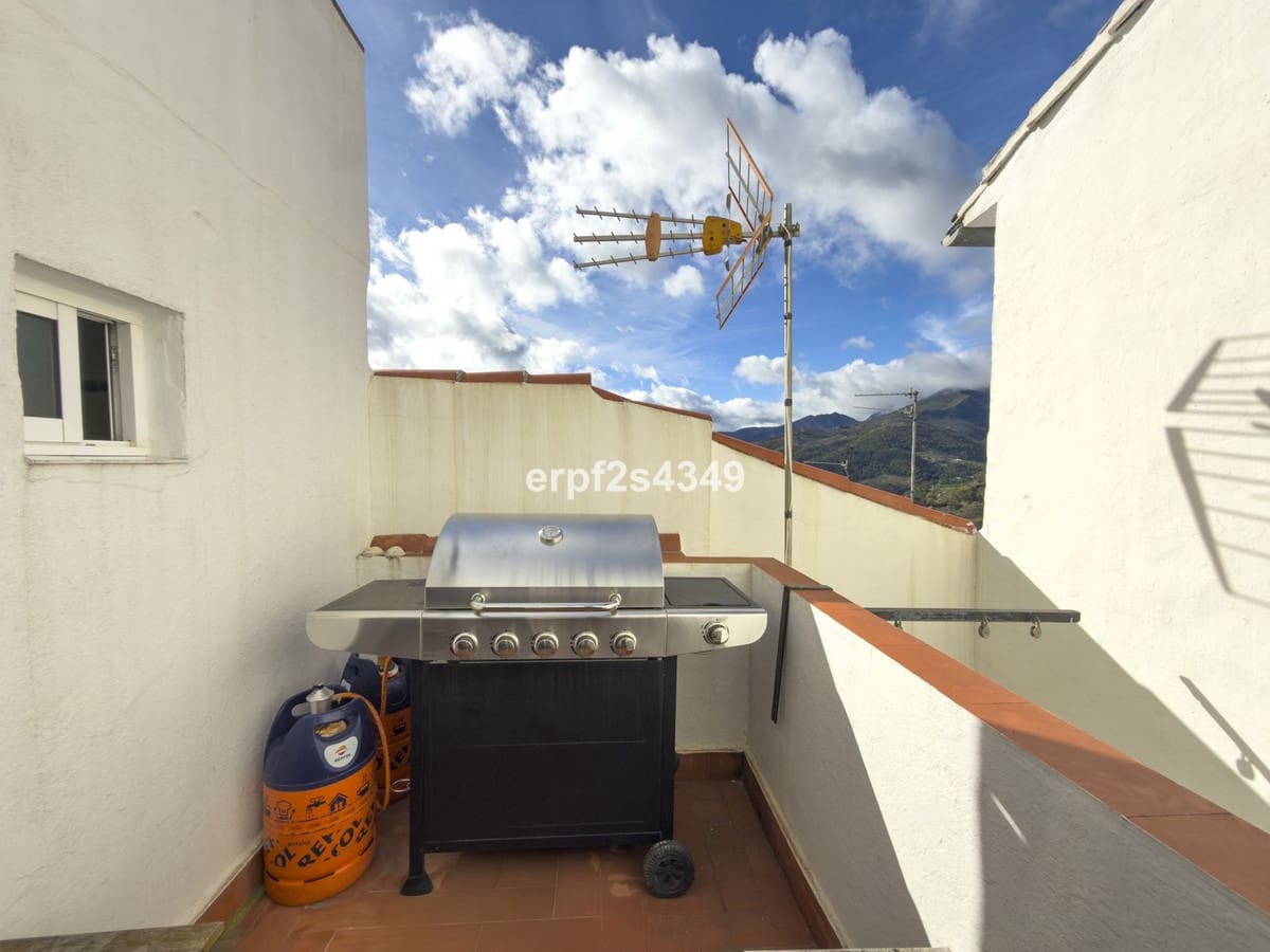 2 soverom Hus til salgs i Yunquera - € 85 000 (Ref: 9624180)