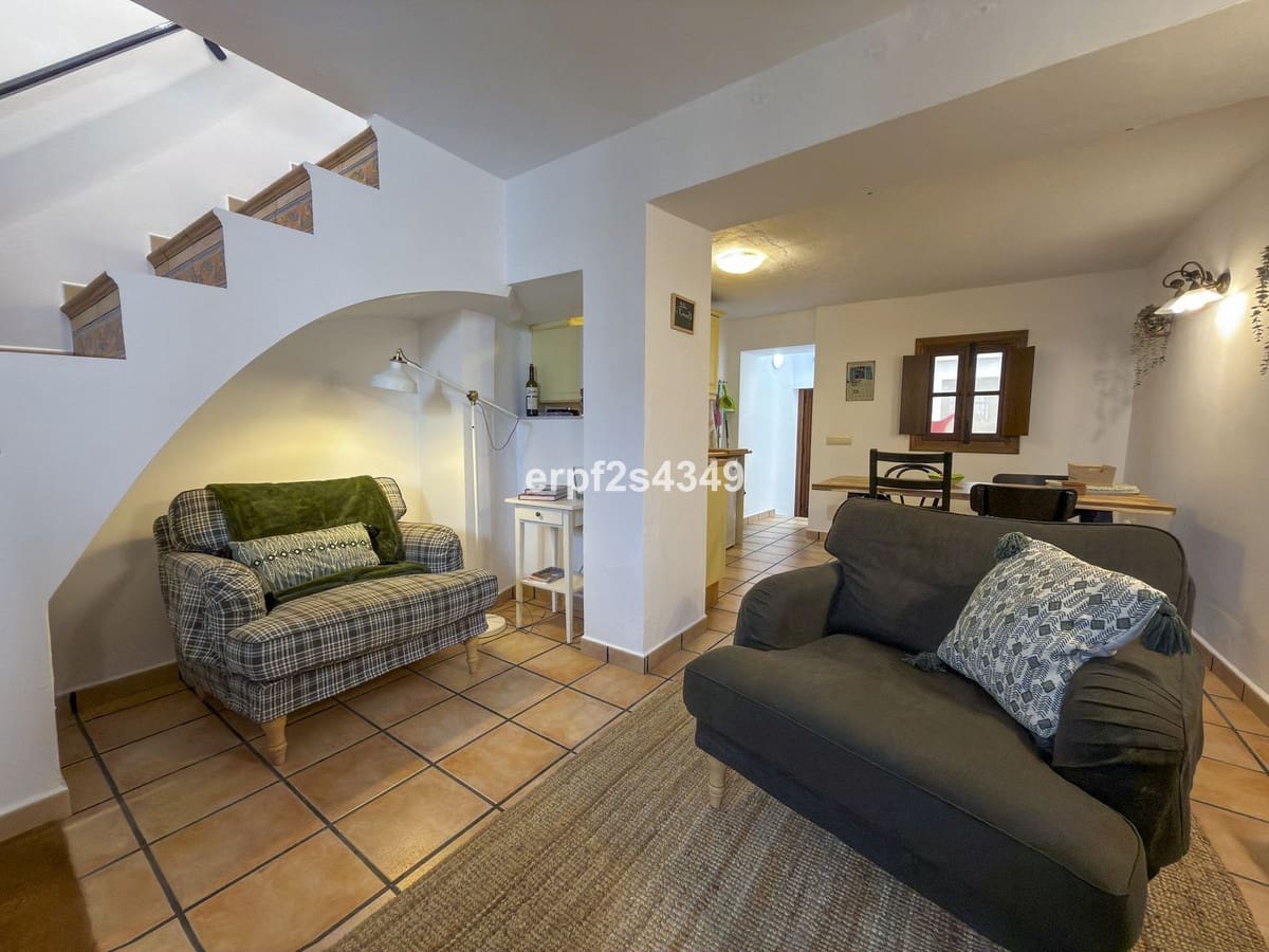 2 bedroom Townhouse for sale in Yunquera - € 85,000 (Ref: 9624180)