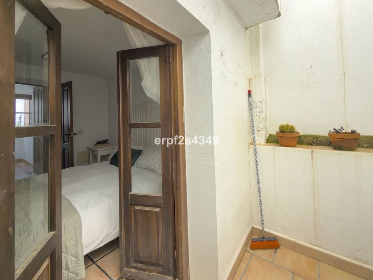 2 bedroom Townhouse for sale in Yunquera - € 85,000 (Ref: 9624180)