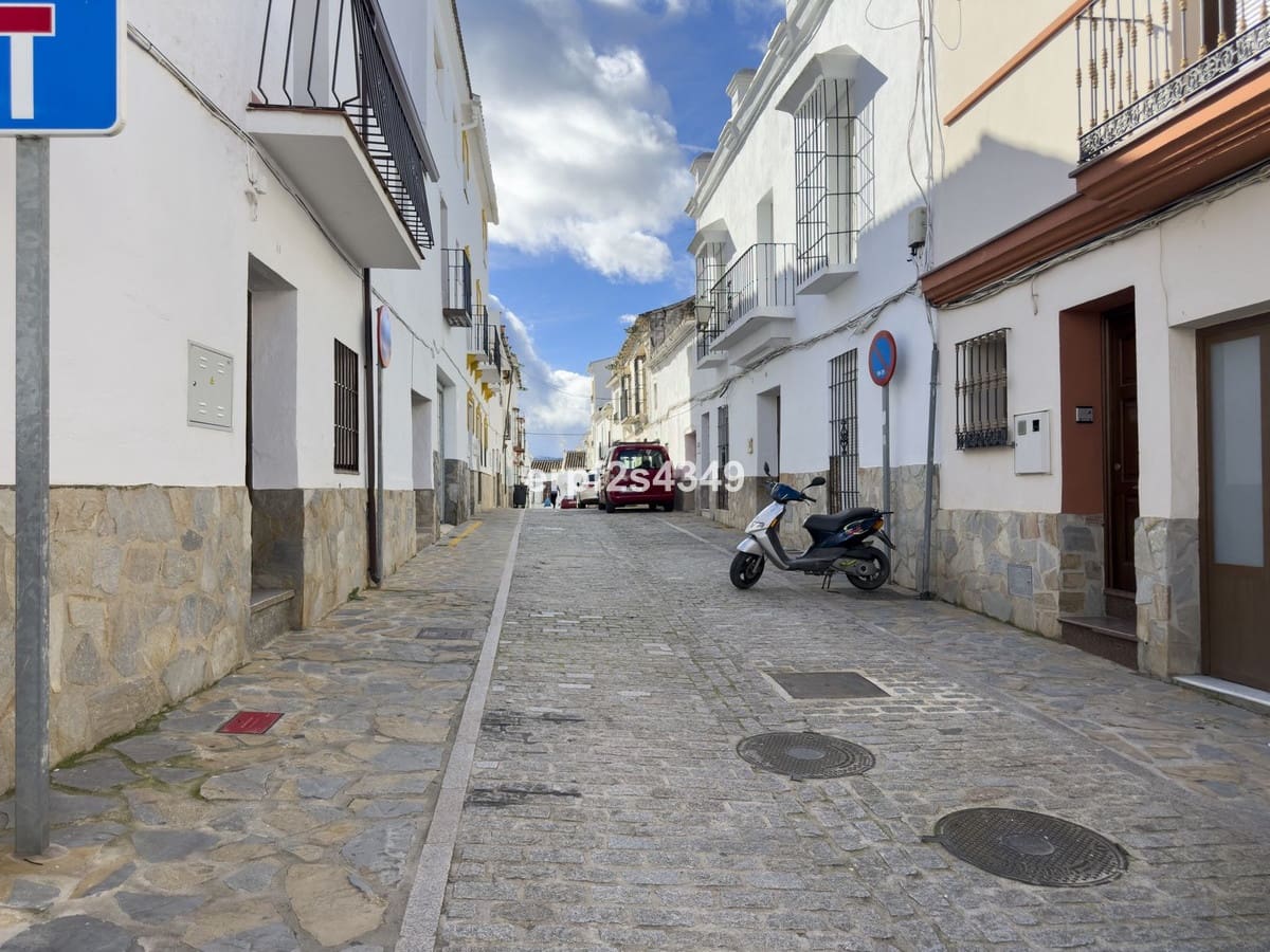 2 bedroom Townhouse for sale in Yunquera - € 85,000 (Ref: 9624180)