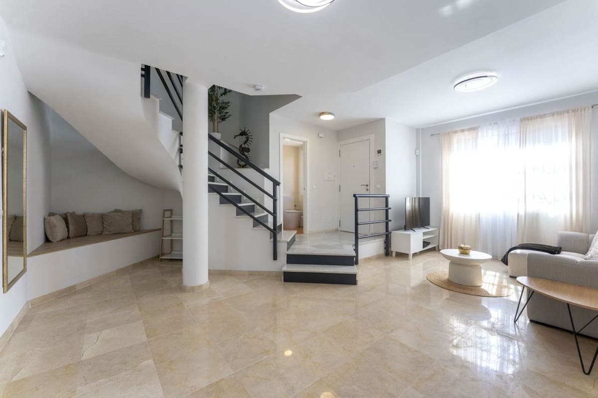 3 chambre Maison de Ville à vendre à Artola avec piscine - 739 000 € (Ref: 9656391)