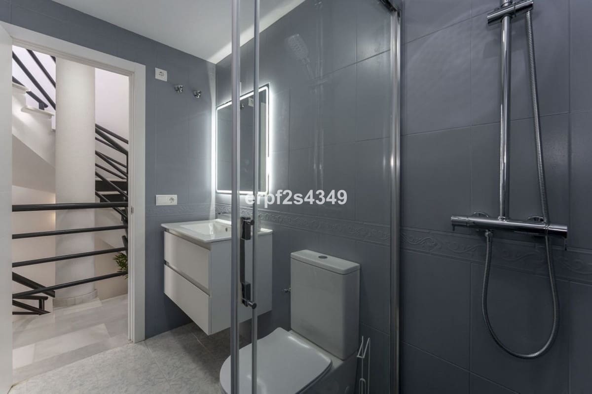 3 bedroom Townhouse for sale in Artola with pool - € 739,000 (Ref: 9656391)