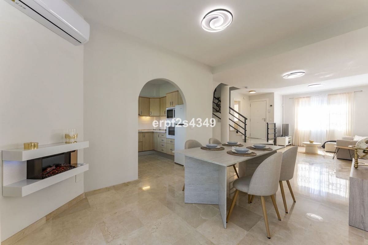 3 bedroom Townhouse for sale in Artola with pool - € 739,000 (Ref: 9656391)