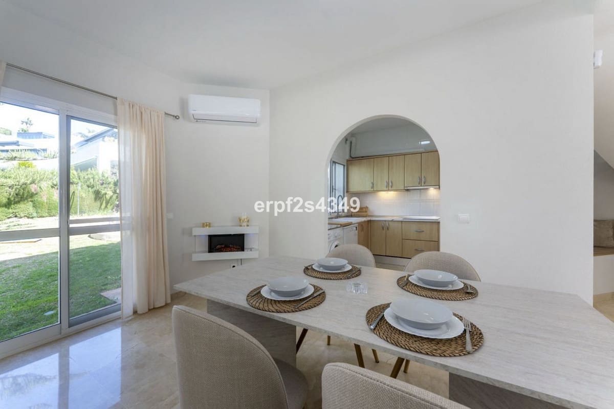3 bedroom Townhouse for sale in Artola with pool - € 739,000 (Ref: 9656391)