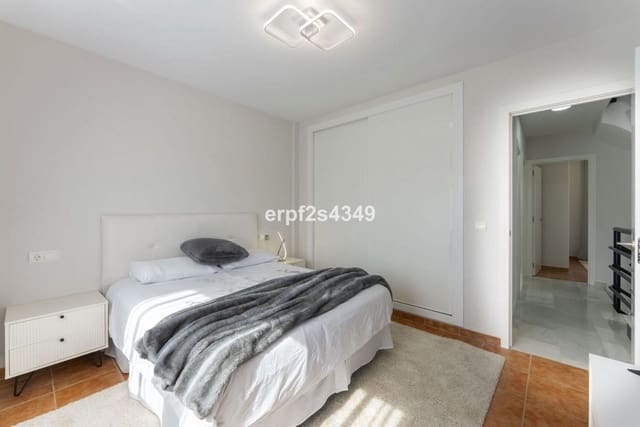 3 slaapkamer Huis te koop in Artola, Marbella met zwembad - € 739.000 (Ref: 9656391)