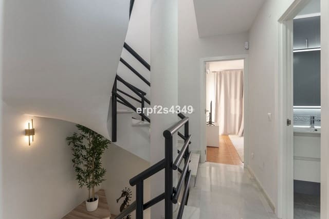 3 sypialnia Dom na sprzedaż w Artola, Marbella z basenem - 739 000 € (Ref: 9656391)