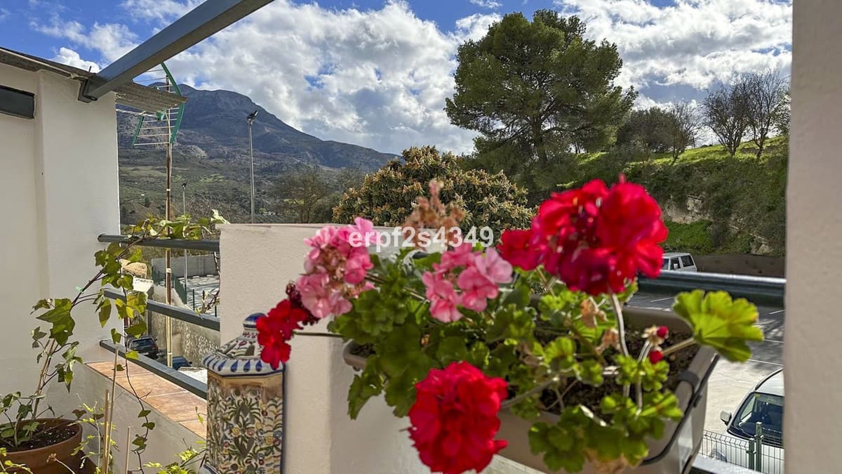 2 sypialnia Dom na sprzedaż w El Burgo - 48 000 € (Ref: 9665138)