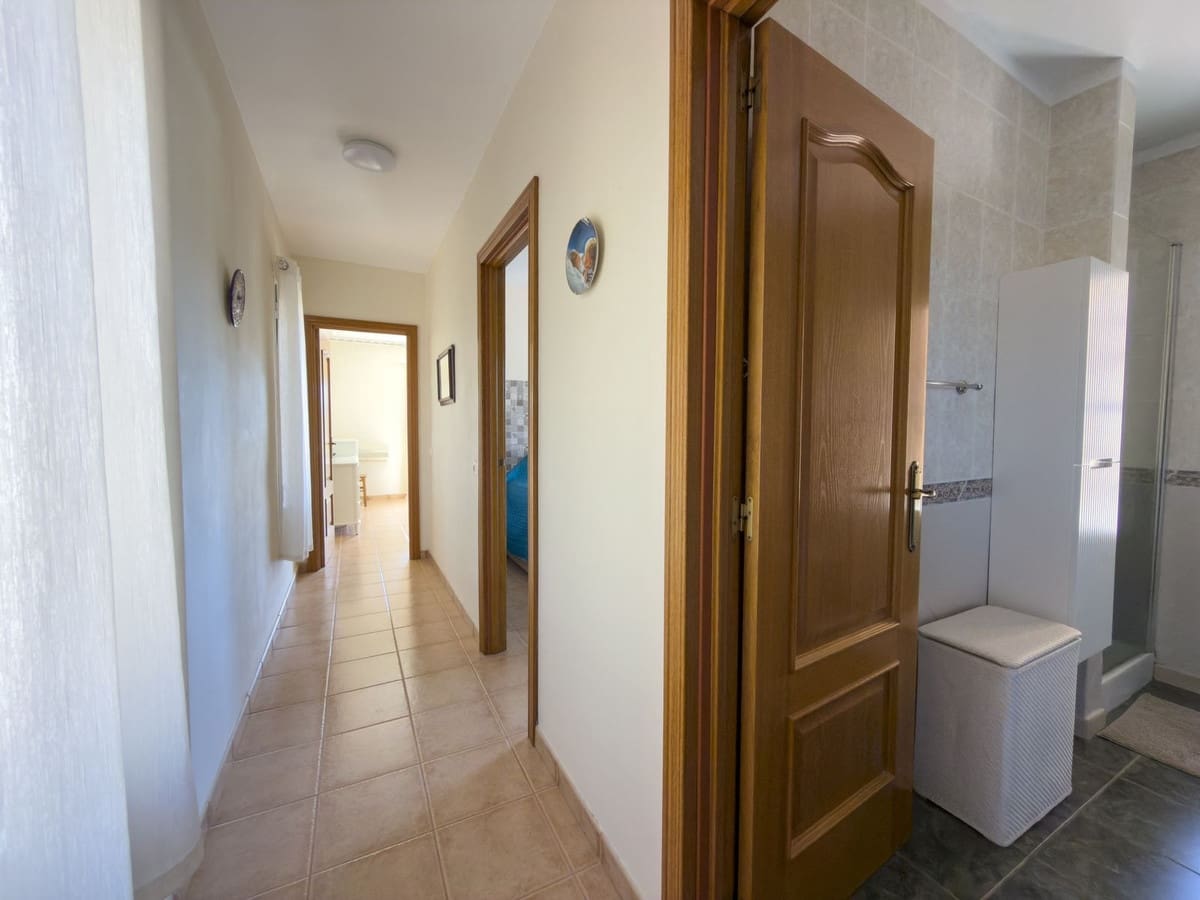 5 slaapkamer Villa te koop in Coin met zwembad garage - € 725.000 (Ref: 9787877)