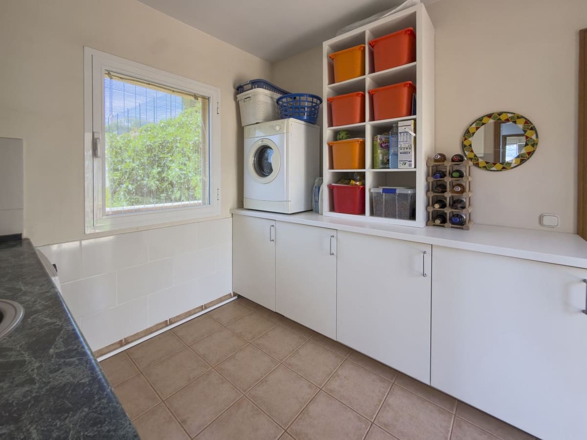 5 slaapkamer Villa te koop in Coin met zwembad garage - € 725.000 (Ref: 9787877)