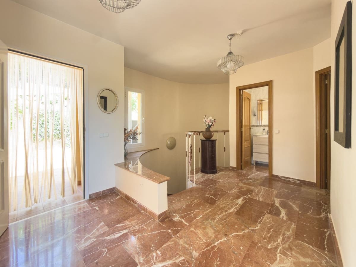 5 slaapkamer Villa te koop in Coin met zwembad garage - € 725.000 (Ref: 9787877)