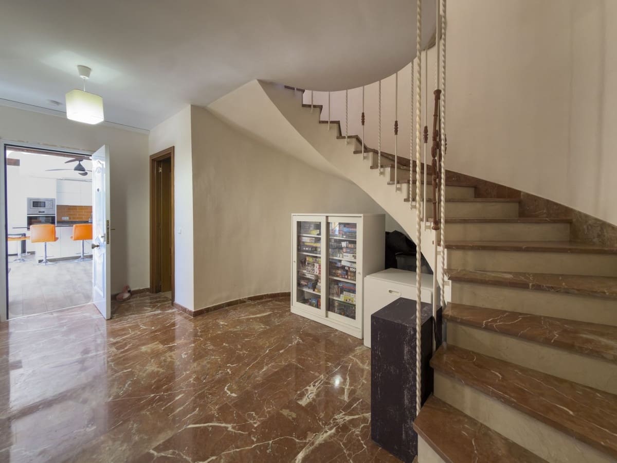 5 slaapkamer Villa te koop in Coin met zwembad garage - € 725.000 (Ref: 9787877)