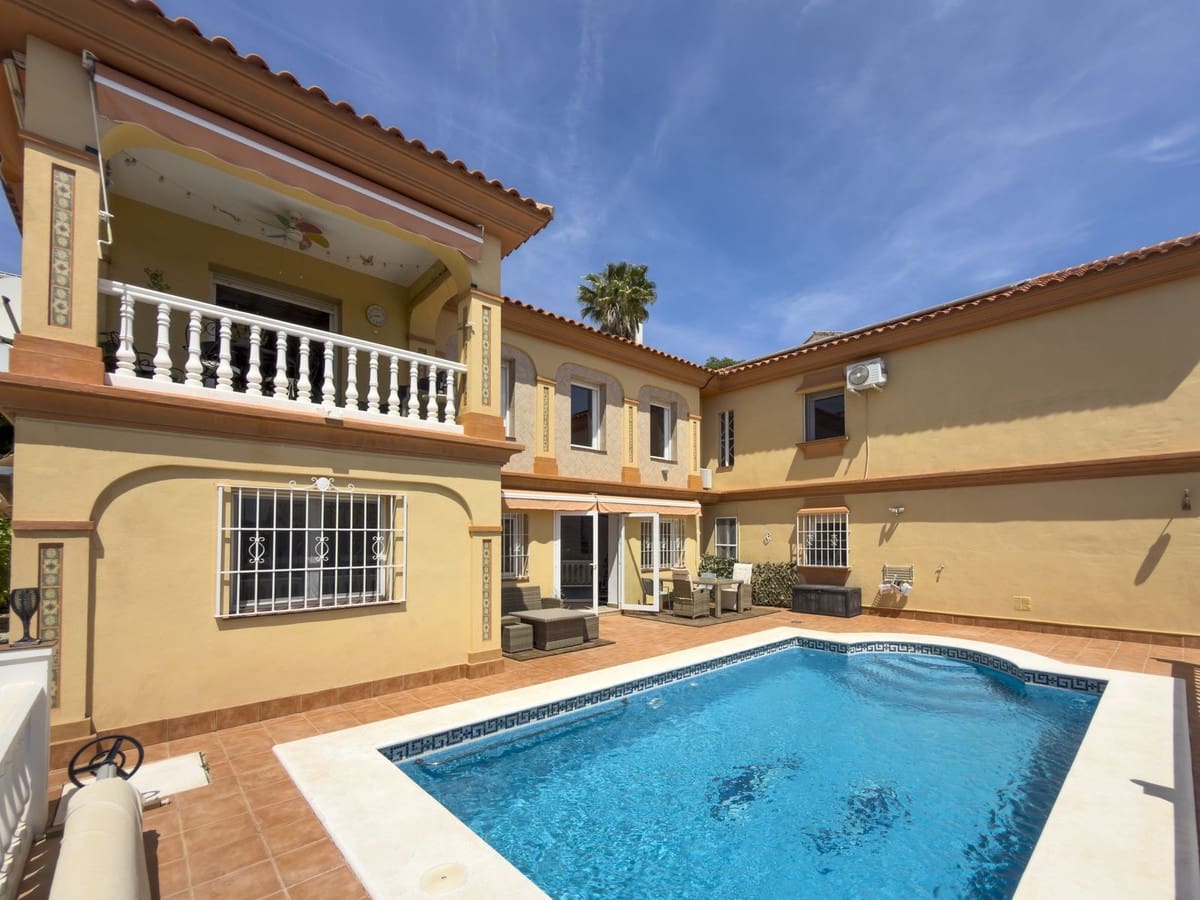 5 slaapkamer Villa te koop in Coin met zwembad garage - € 725.000 (Ref: 9787877)