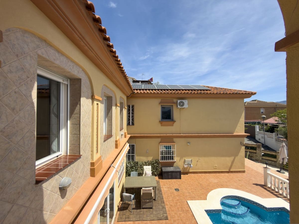 5 slaapkamer Villa te koop in Coin met zwembad garage - € 725.000 (Ref: 9787877)