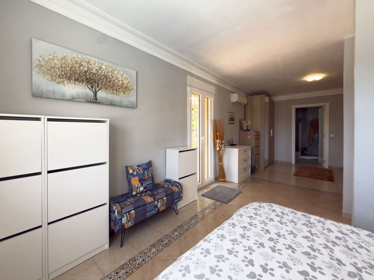 5 slaapkamer Villa te koop in Coin met zwembad garage - € 725.000 (Ref: 9787877)