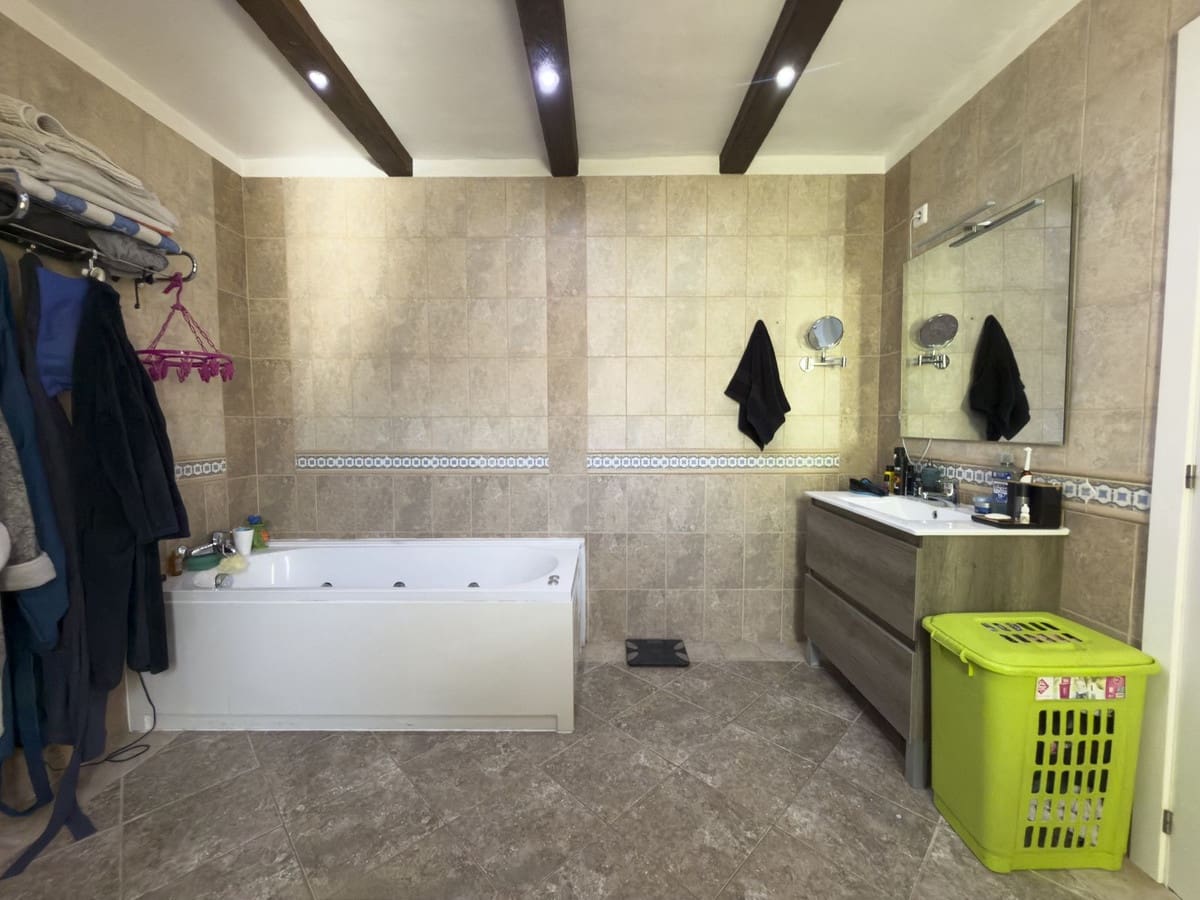 5 slaapkamer Villa te koop in Coin met zwembad garage - € 725.000 (Ref: 9787877)