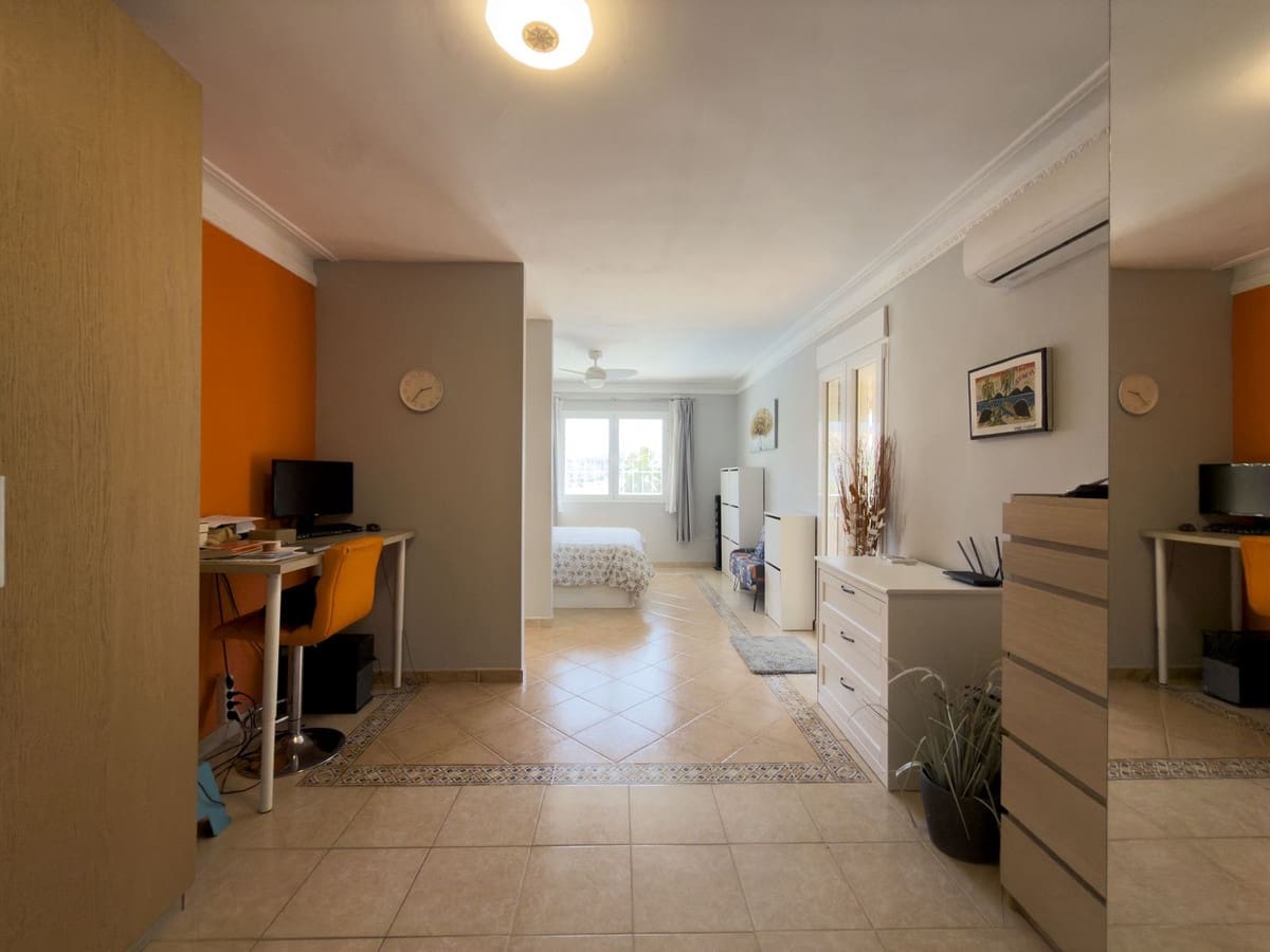 5 slaapkamer Villa te koop in Coin met zwembad garage - € 725.000 (Ref: 9787877)