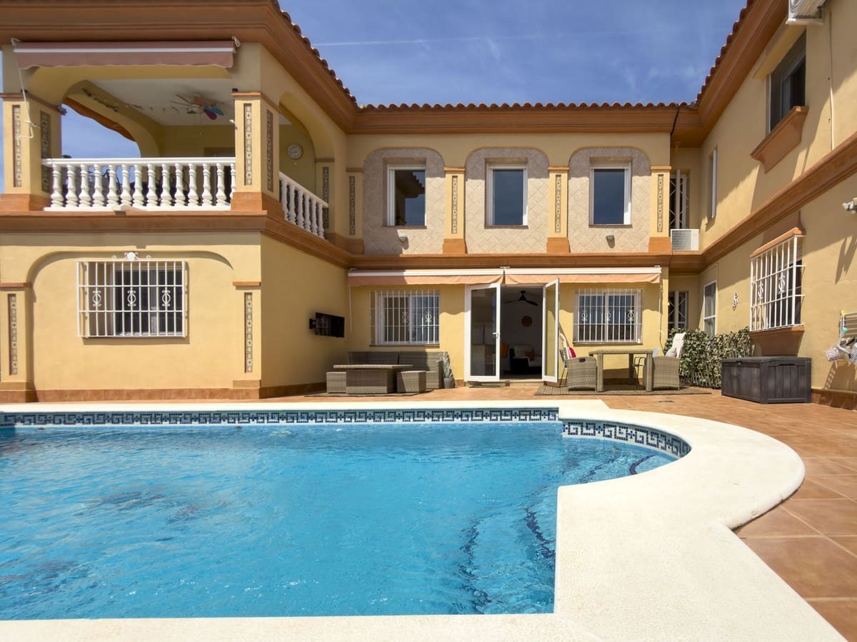 5 slaapkamer Villa te koop in Coin met zwembad garage - € 725.000 (Ref: 9787877)