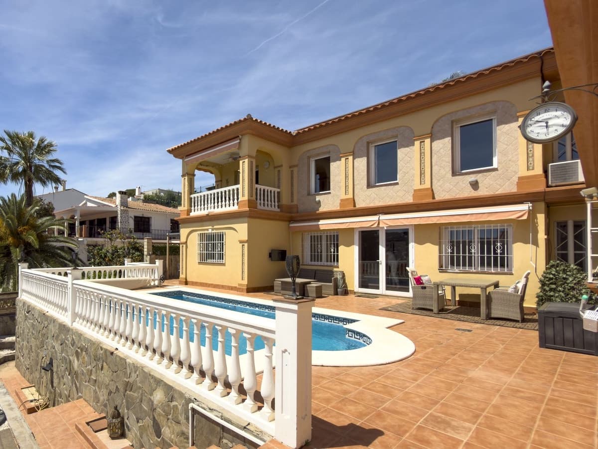 5 slaapkamer Villa te koop in Coin met zwembad garage - € 725.000 (Ref: 9787877)