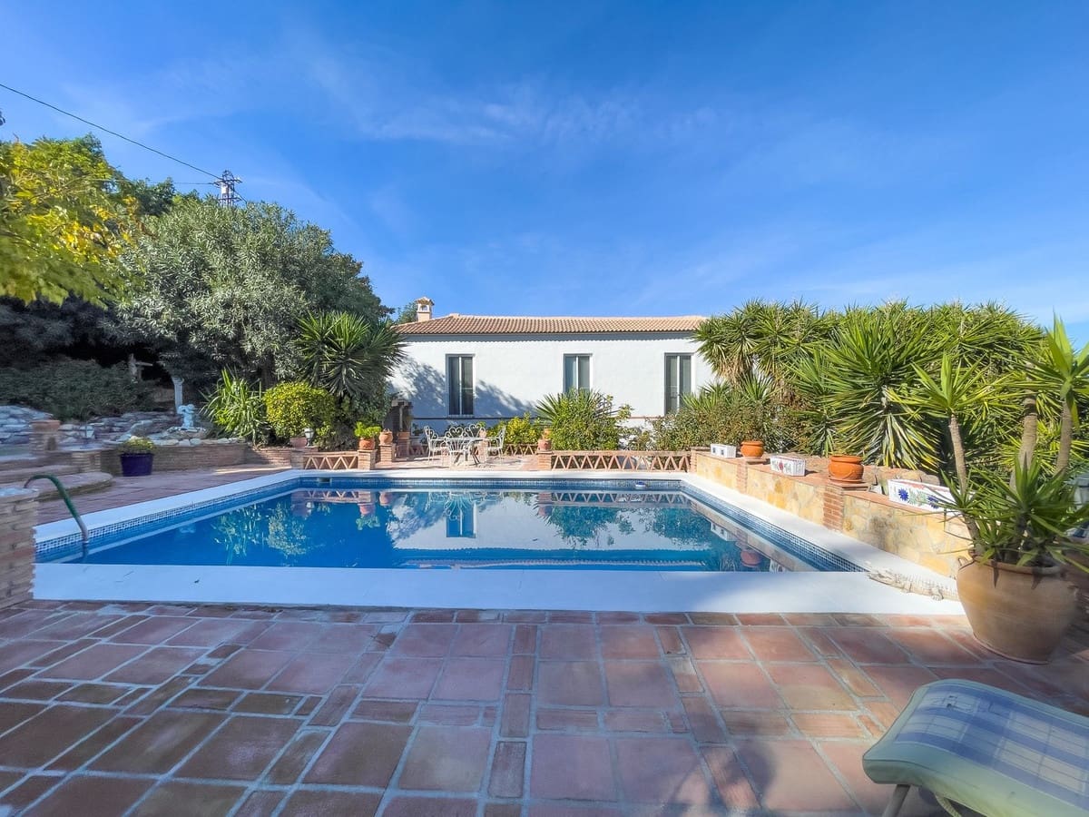 5 sovrum Finca/Hus på landet till salu i Coin med pool garage - 399 000 € (Ref: 9828014)