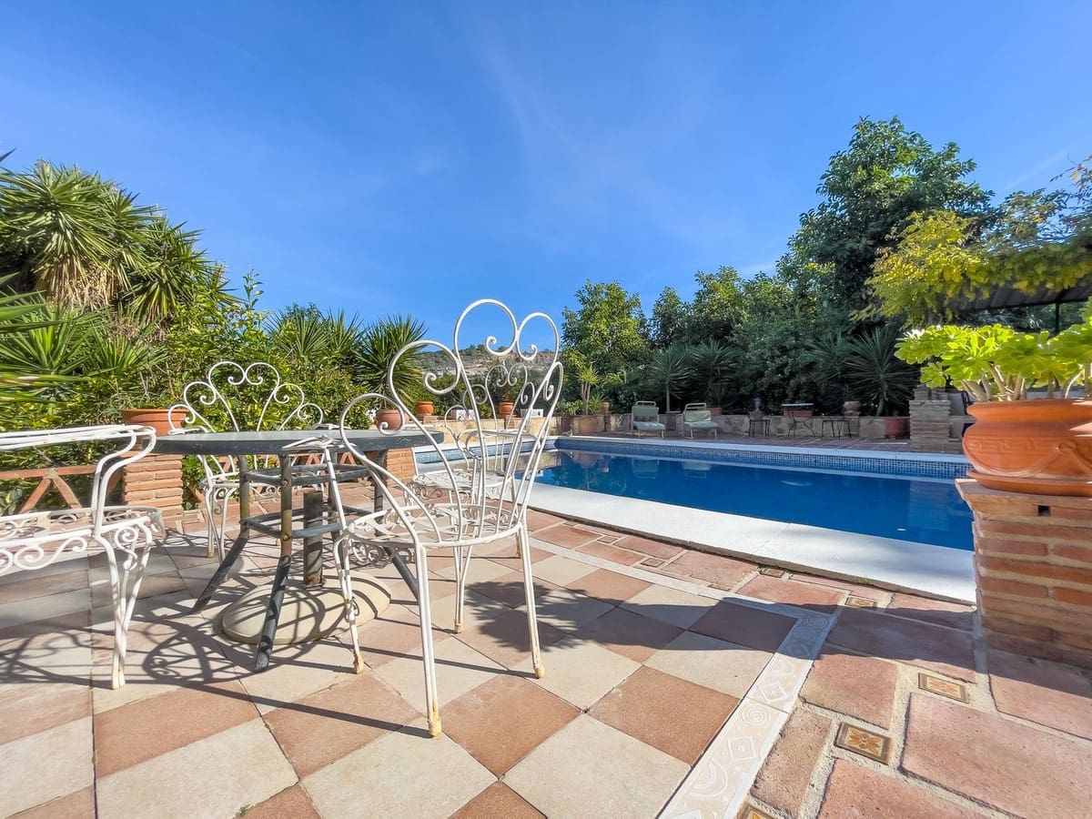 5 sovrum Finca/Hus på landet till salu i Coin med pool garage - 399 000 € (Ref: 9828014)
