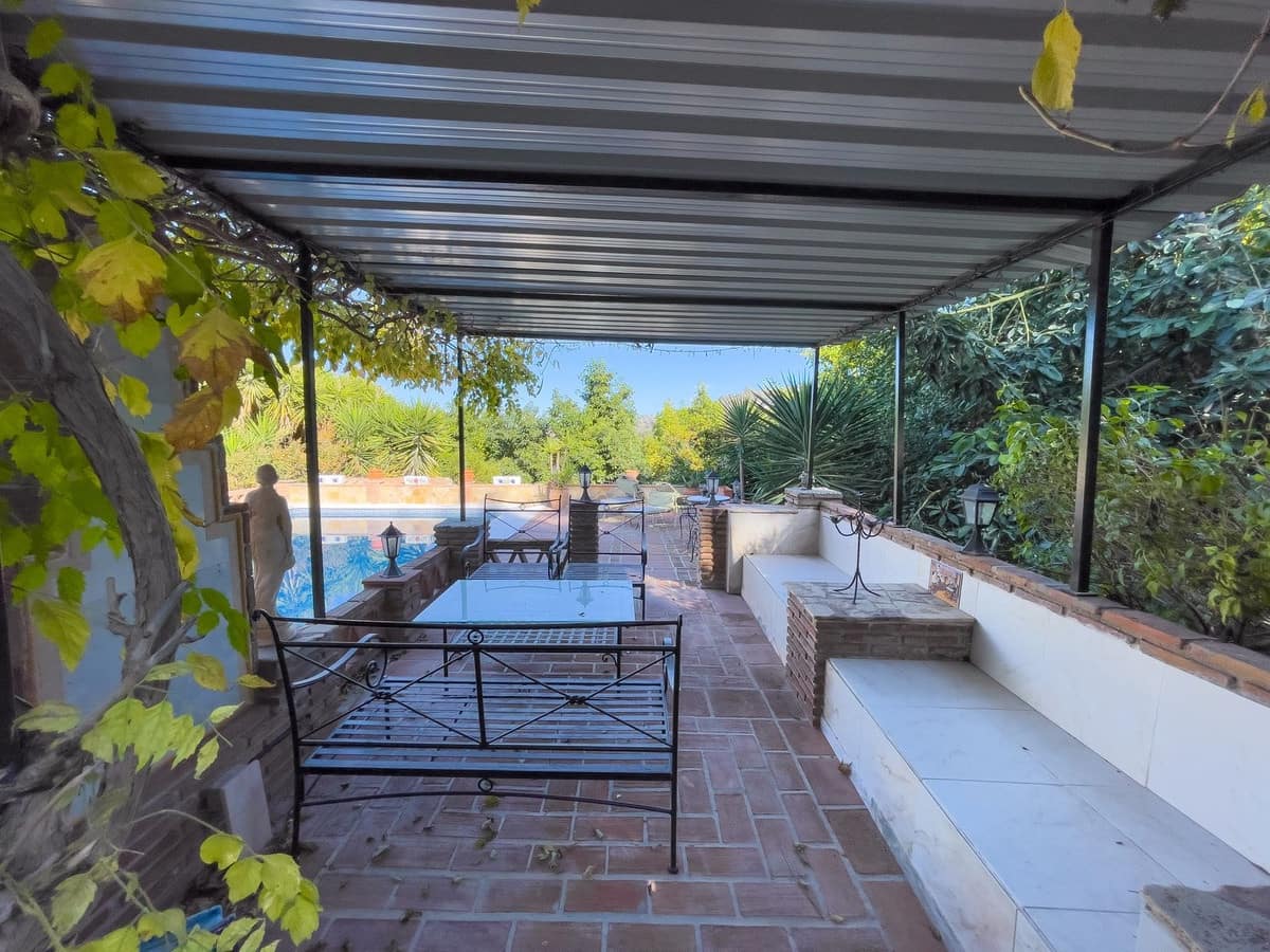 5 sovrum Finca/Hus på landet till salu i Coin med pool garage - 399 000 € (Ref: 9828014)