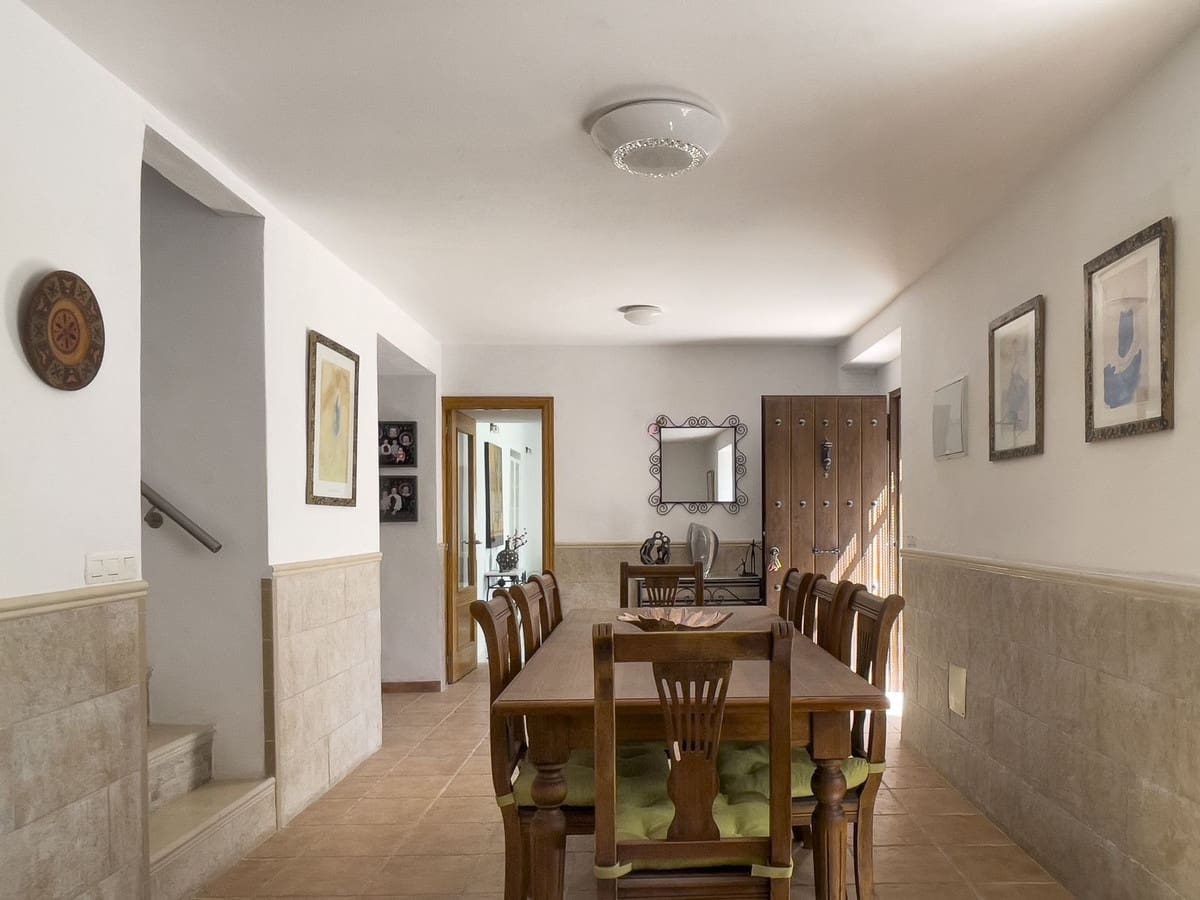 5 sovrum Finca/Hus på landet till salu i Coin med pool garage - 399 000 € (Ref: 9828014)