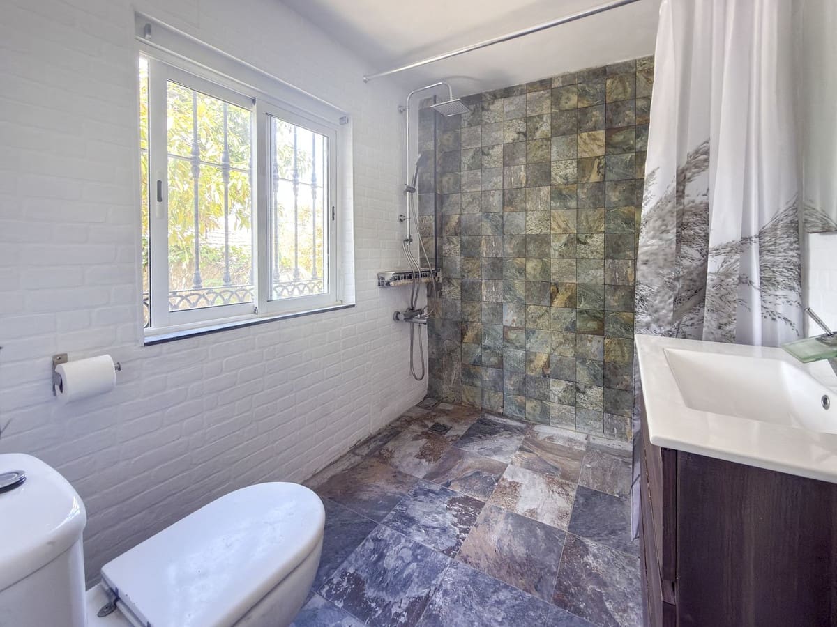 5 sovrum Finca/Hus på landet till salu i Coin med pool garage - 399 000 € (Ref: 9828014)