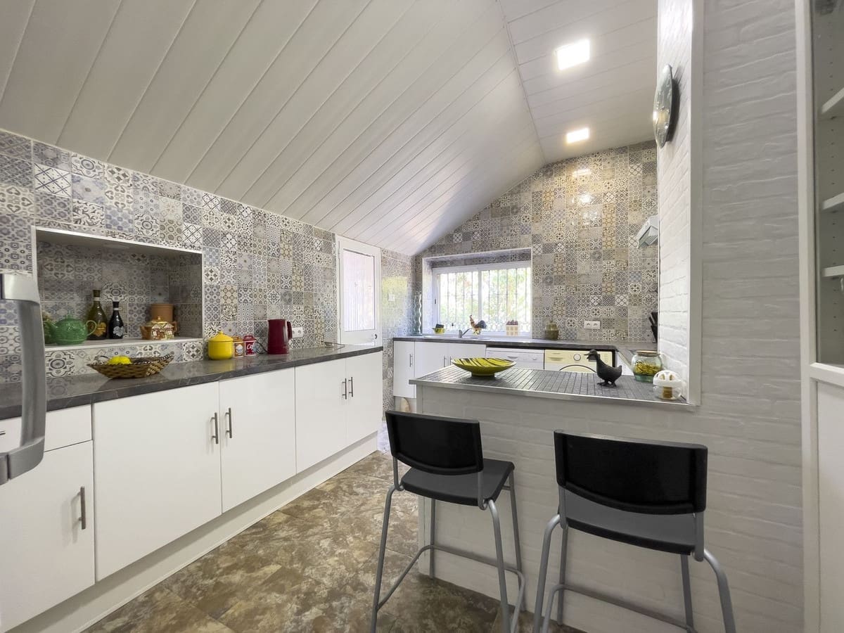 5 sovrum Finca/Hus på landet till salu i Coin med pool garage - 399 000 € (Ref: 9828014)