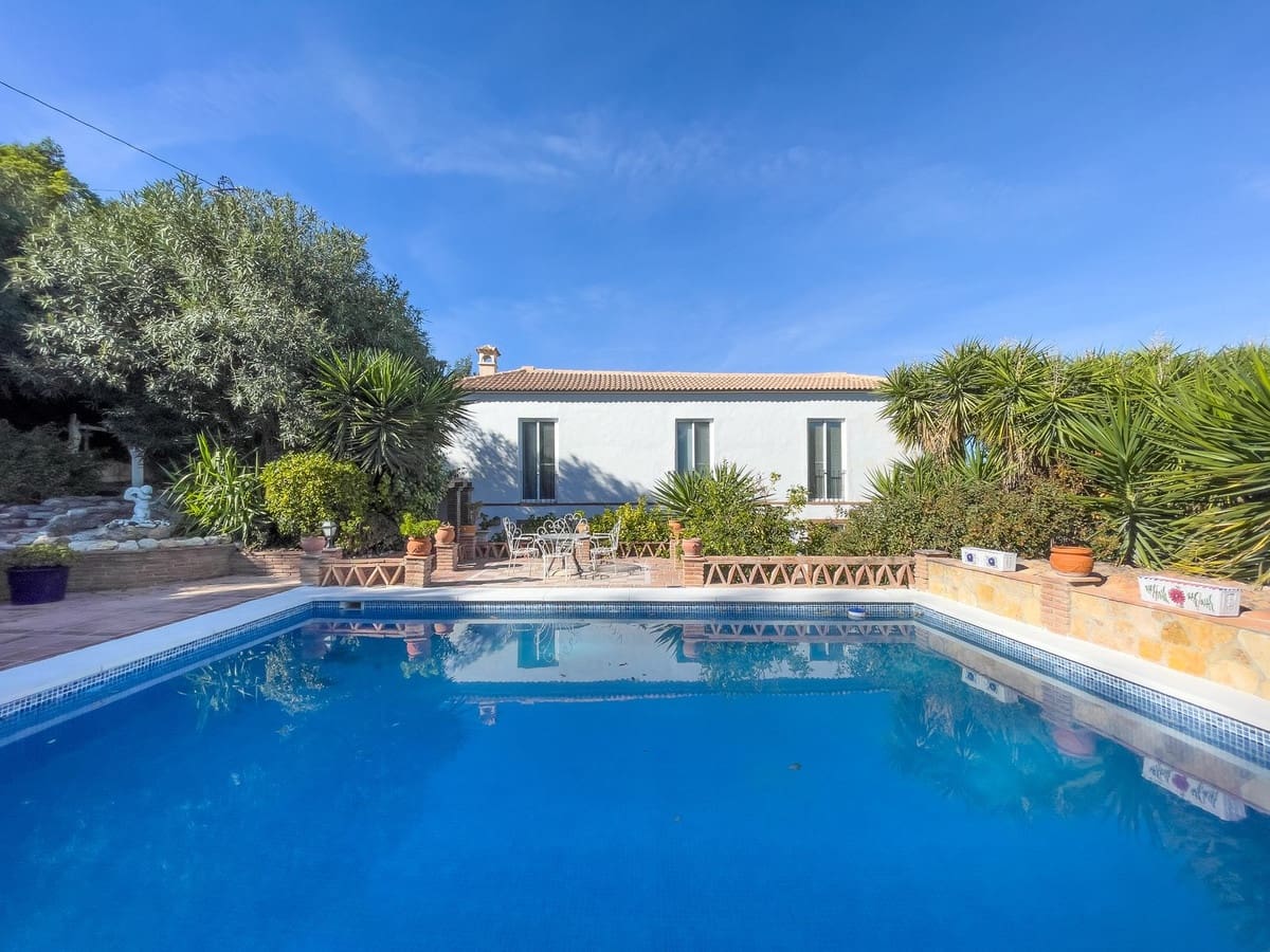 5 sovrum Finca/Hus på landet till salu i Coin med pool garage - 399 000 € (Ref: 9828014)