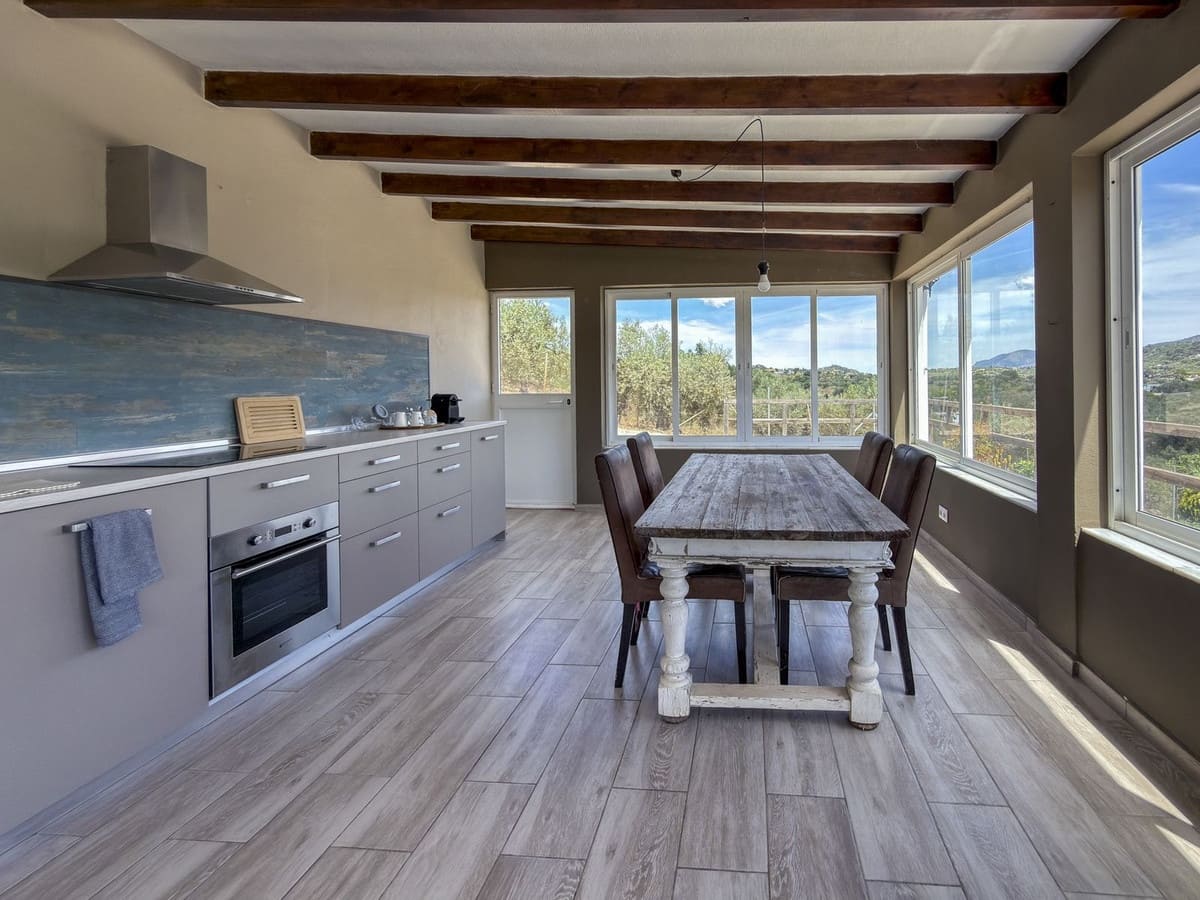 2 soveværelse Finca/Landehus til salg i Monda - € 349.000 (Ref: 9883739)