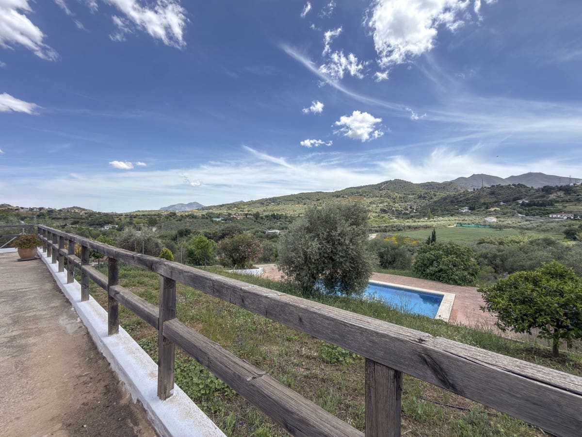 2 soveværelse Finca/Landehus til salg i Monda - € 349.000 (Ref: 9883739)