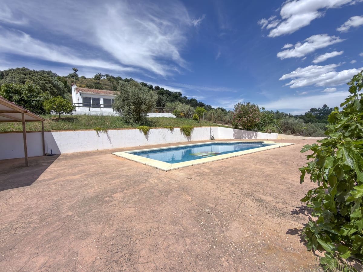 2 soveværelse Finca/Landehus til salg i Monda - € 349.000 (Ref: 9883739)