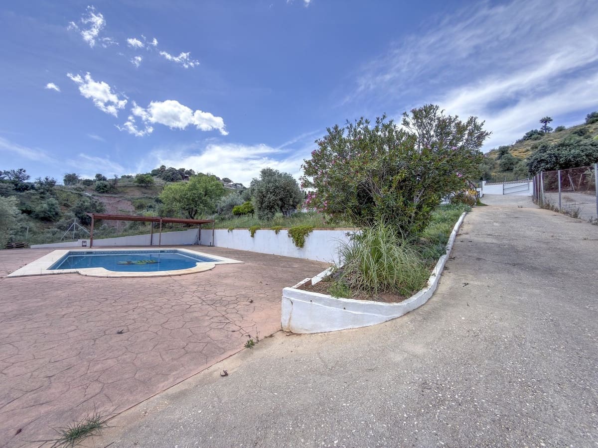 2 soveværelse Finca/Landehus til salg i Monda - € 349.000 (Ref: 9883739)