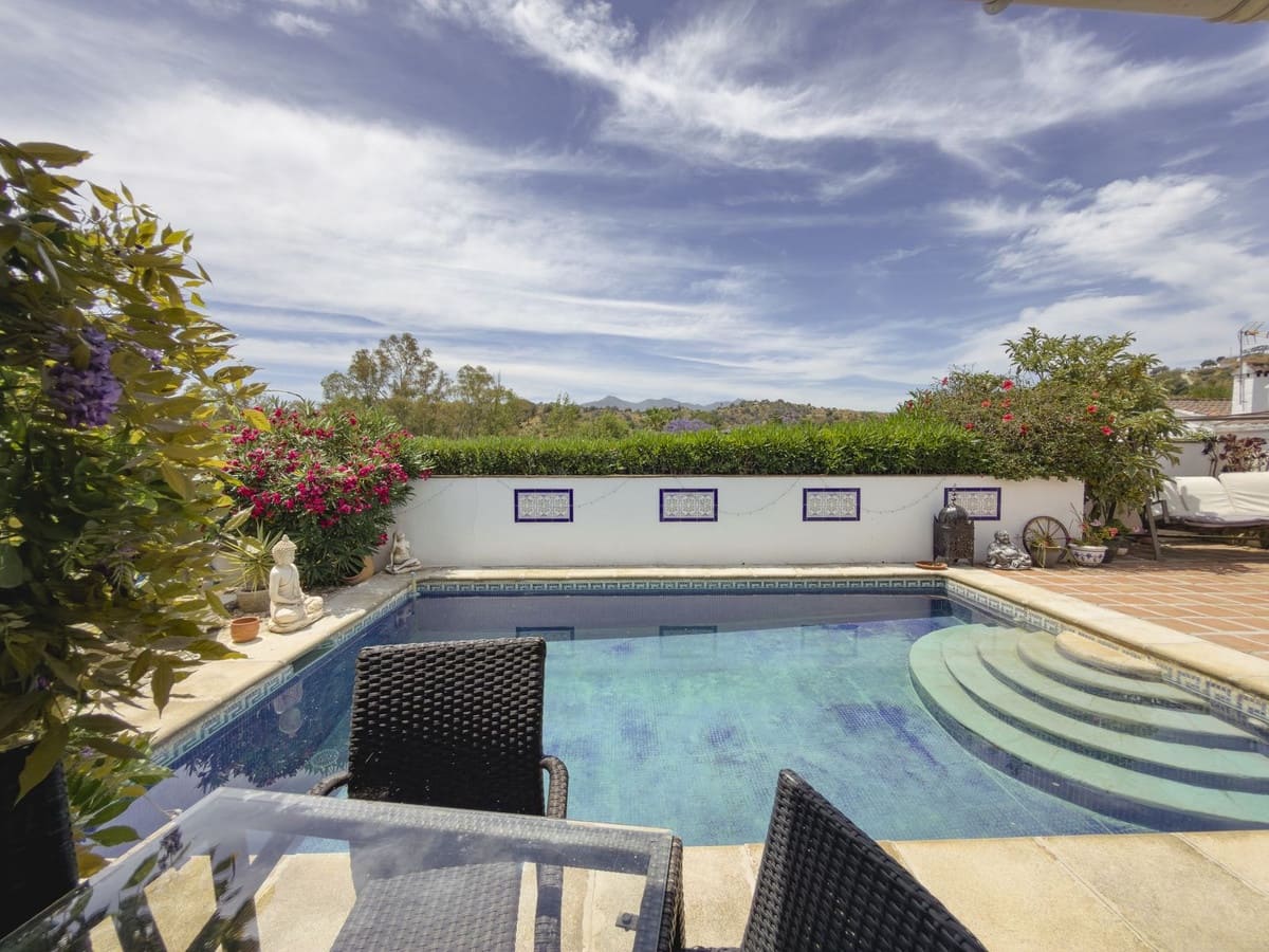 Finca/Casa Rural de 4 habitaciones en Coín en venta con piscina garaje - 525.000 € (Ref: 9940664)