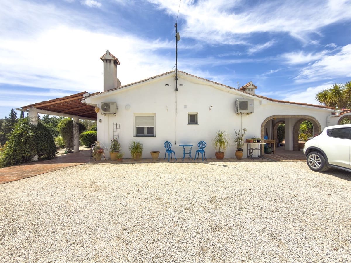 Finca/Casa Rural de 4 habitaciones en Coín en venta con piscina garaje - 525.000 € (Ref: 9940664)