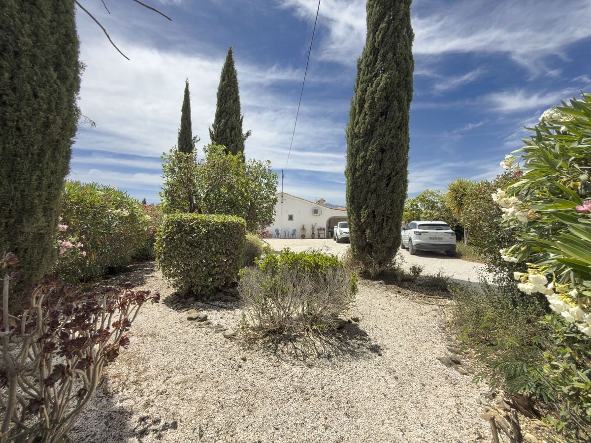 Finca/Casa Rural de 4 habitaciones en Coín en venta con piscina garaje - 525.000 € (Ref: 9940664)