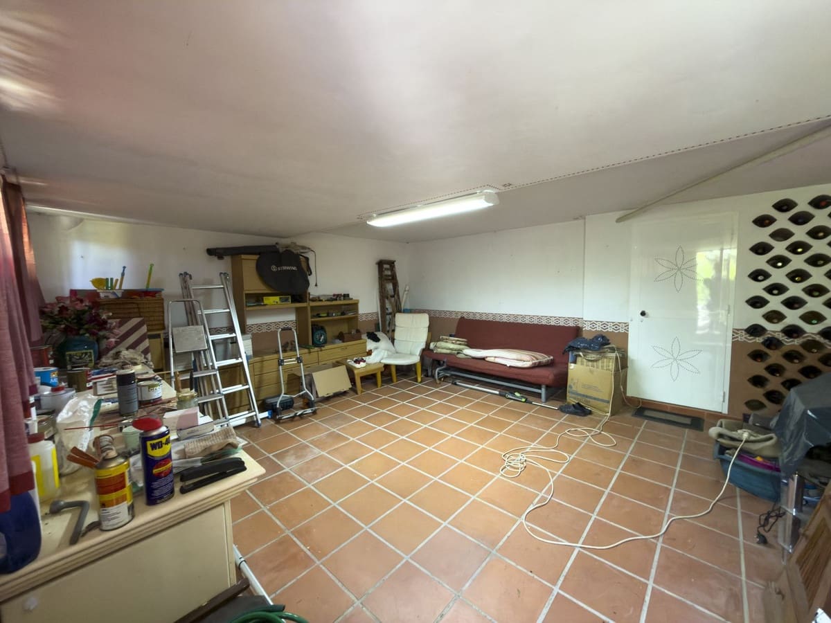 4 bedroom Villa for sale in Coin with pool garage - € 645,000 (Ref: 9968907)