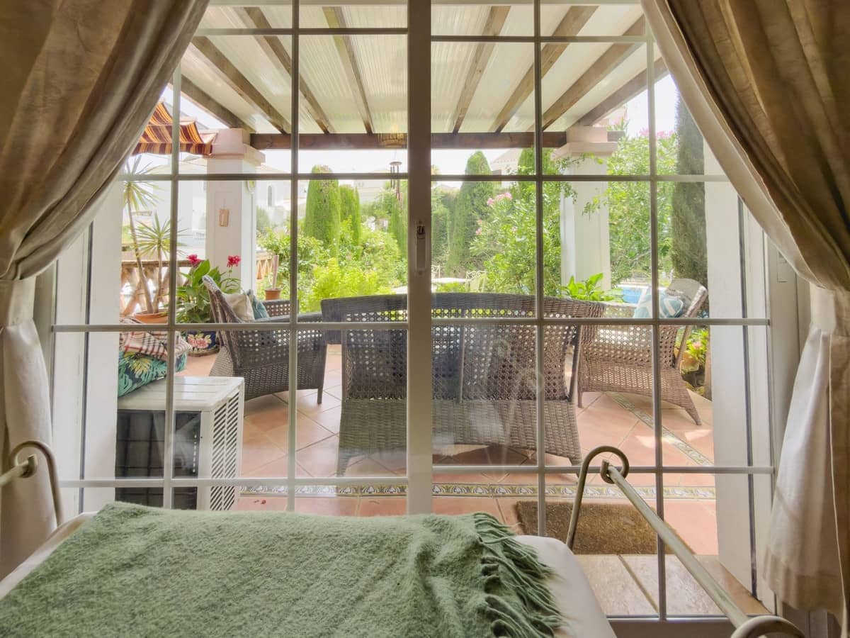 4 bedroom Villa for sale in Coin with pool garage - € 645,000 (Ref: 9968907)