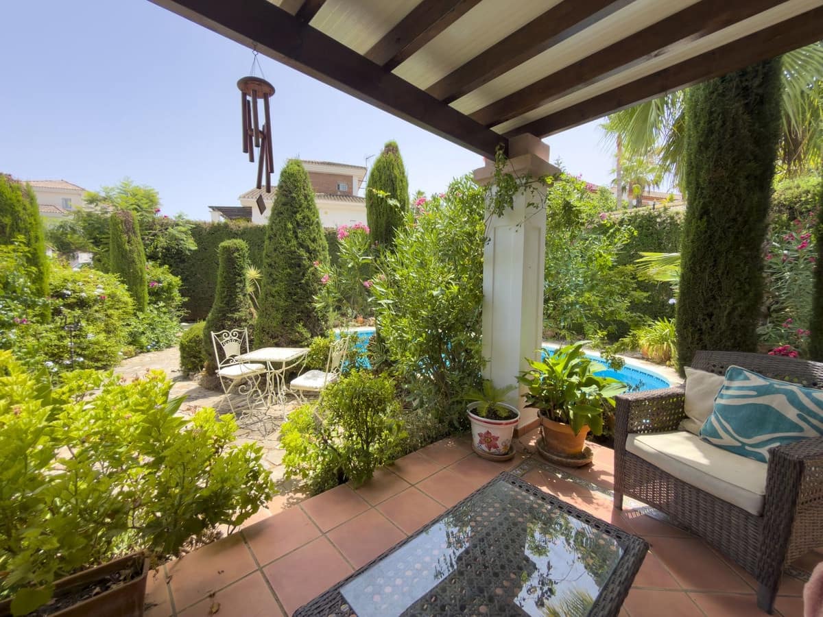 4 bedroom Villa for sale in Coin with pool garage - € 645,000 (Ref: 9968907)