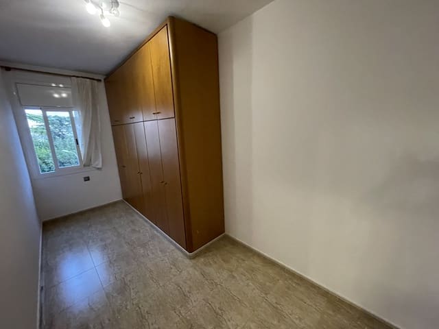 3 chambre Appartement à vendre à Sant Pol de Mar avec piscine - 179 000 € (Ref: 10109928)
